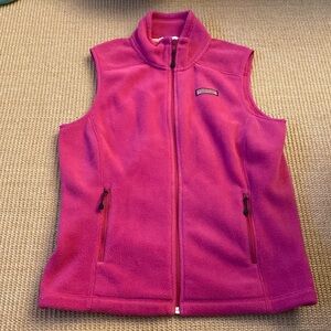 Vineyard Vines fleece vest